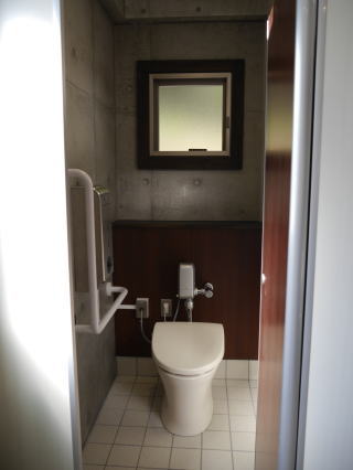 メガネ橋新築便所工事のトイレ